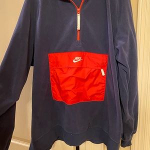 Nike Pullover